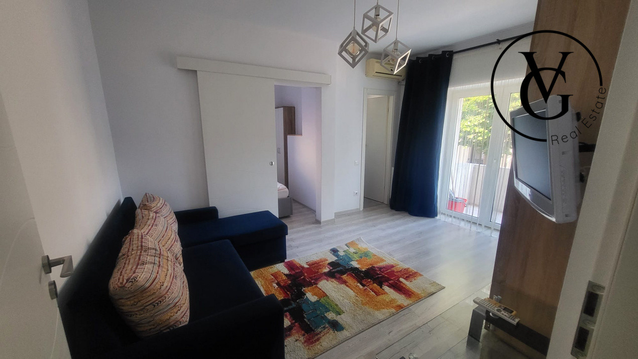 Apartament 2 camere + centrala proprie - Centru