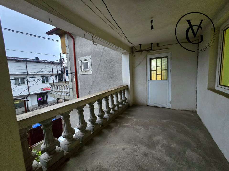 Casa P+E+M, 11 camere in zona INEL II, intre MARVIMEX si BRICK