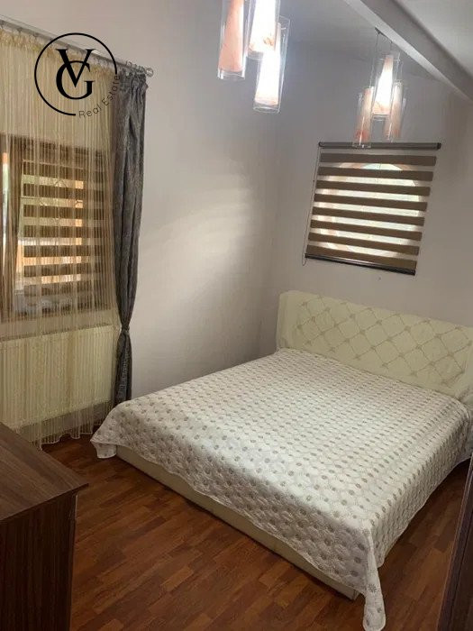 Apartament 2 camere -foarte spațios - Compozitorilor