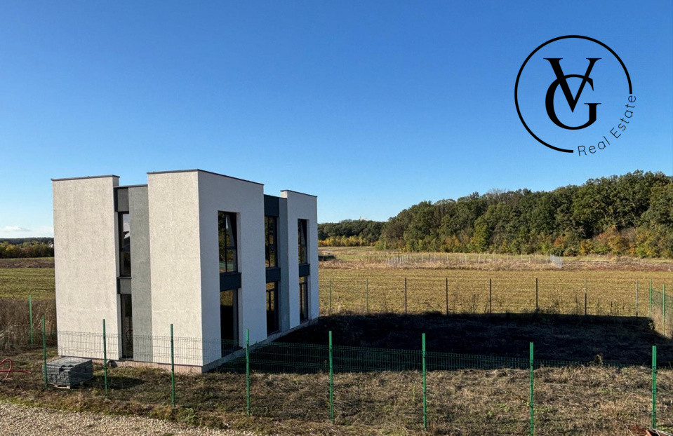 Vila cu 5 camere - complex Frasinului 