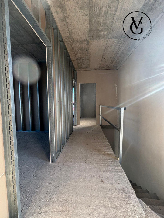 Vila cu 5 camere - complex Frasinului 