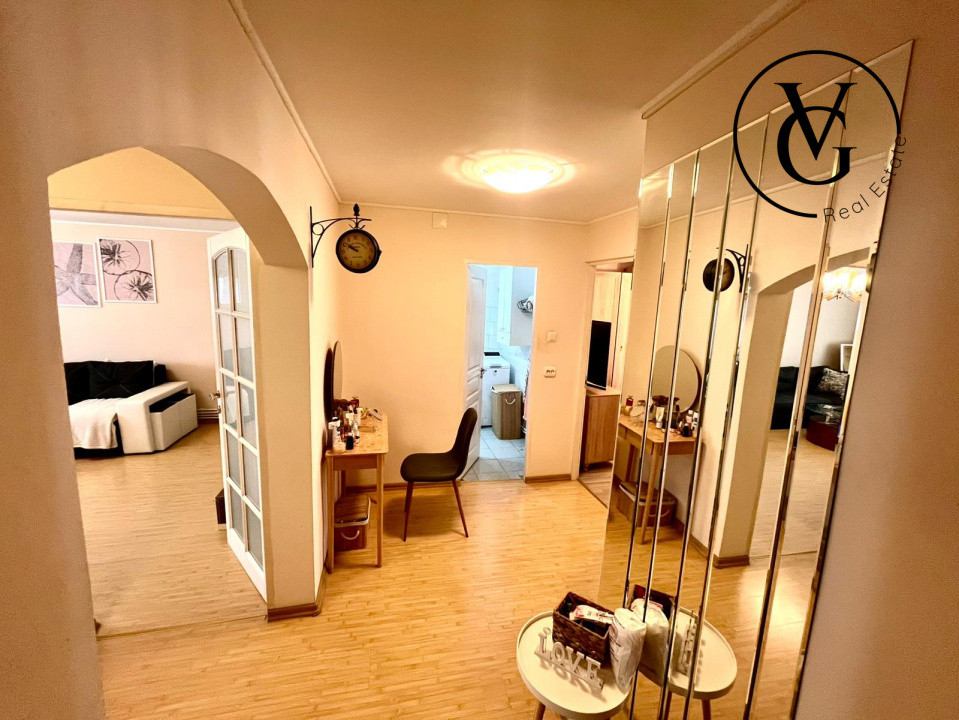 Apartament 3 camere | Aurel Vlaicu | Decomandat