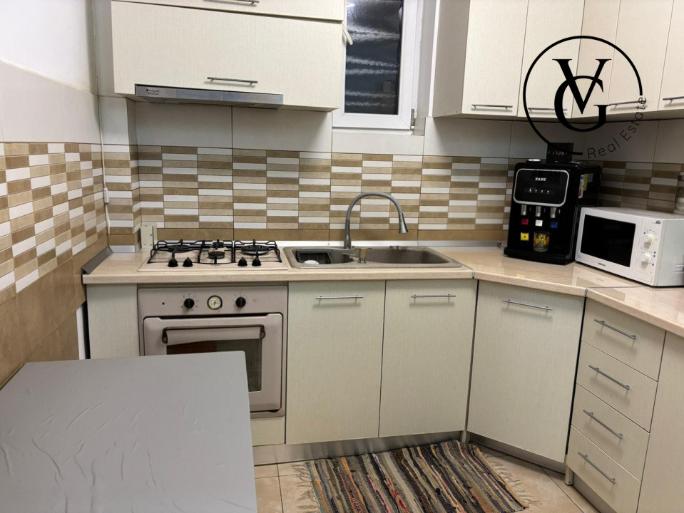 Etaj de vilă spațios și complet utilat – Inel II 