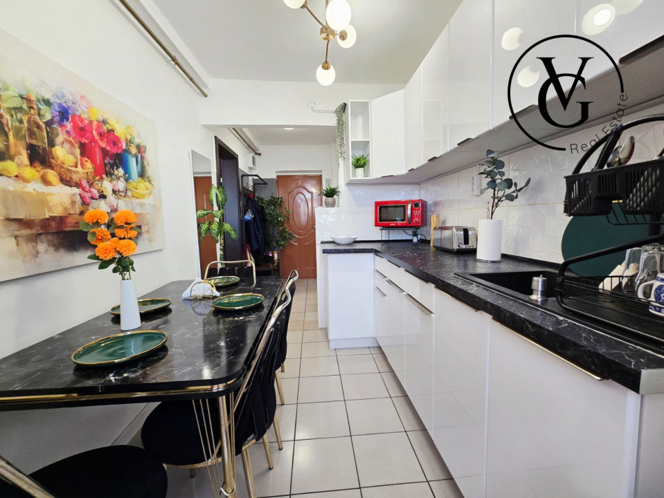 Apartament 2 camere | Vedere Panoramica catre mare | Centru