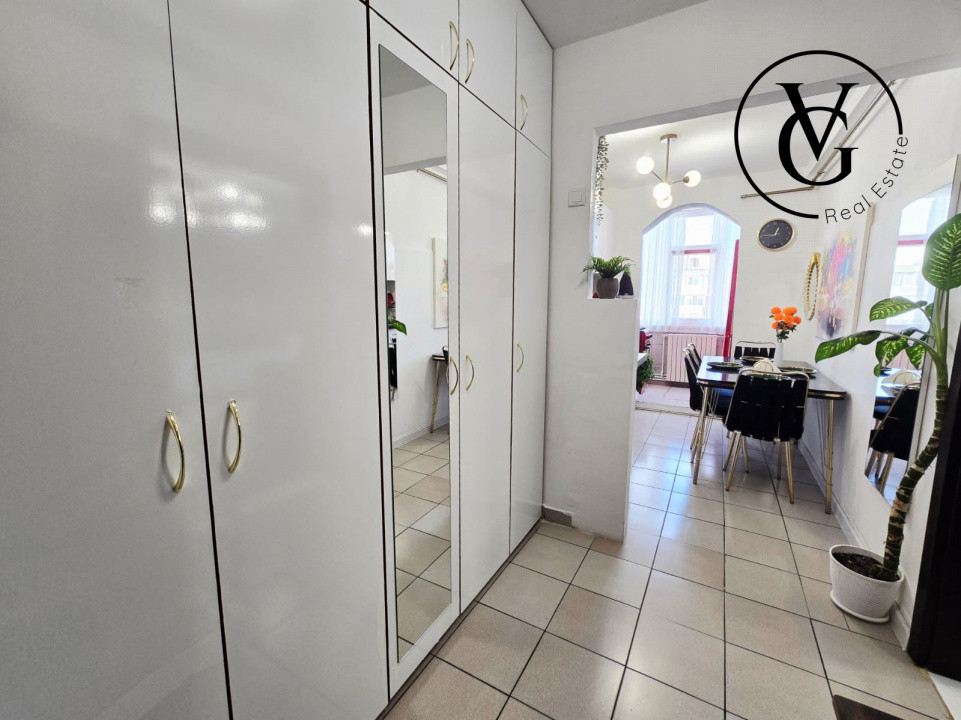 Apartament 2 camere | Vedere Panoramica catre mare | Centru