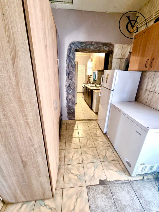 Casa la sol, 4 camere - 248 mp teren -  Ovidiu