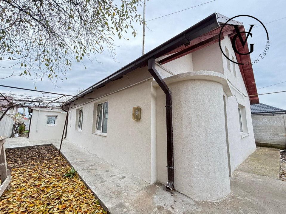 Casa la sol, 3 camere - 310 mp - Navodari