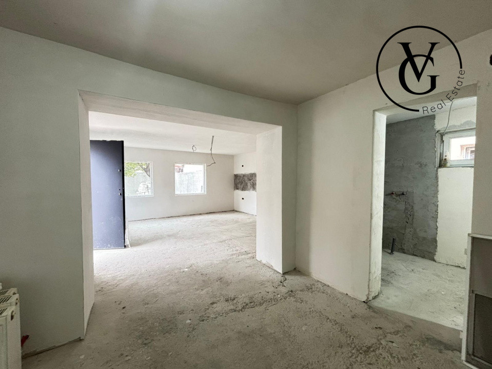 Casa la sol, 3 camere - 310 mp - Navodari