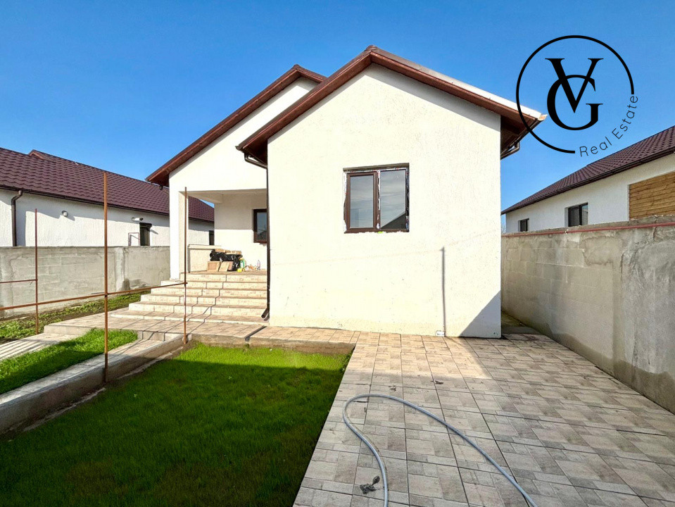 Casă la sol, 3 camere - 211 mp - Lumina