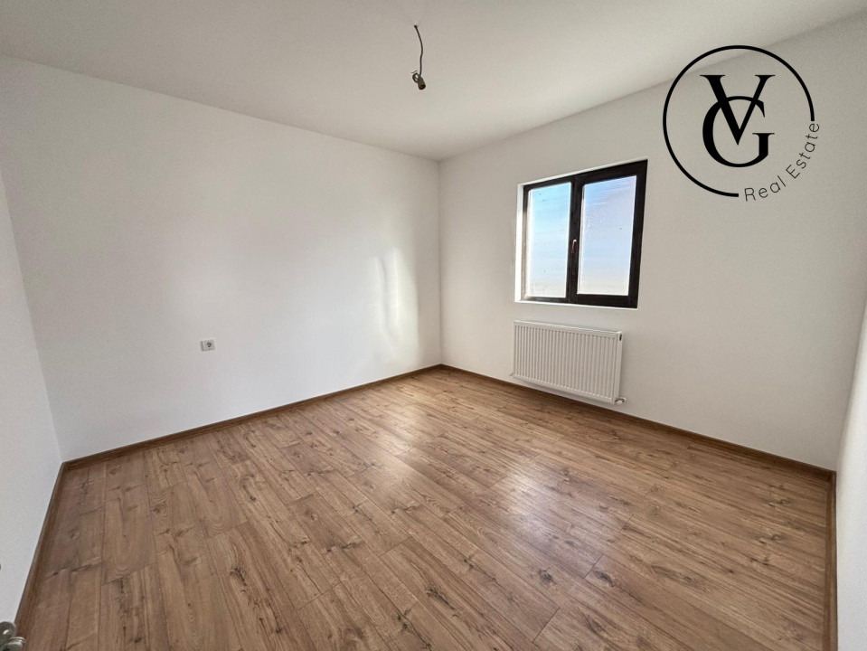 Casă la sol, 3 camere - 211 mp - Lumina