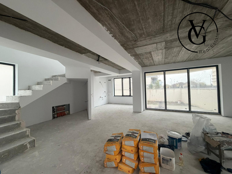 Vila noua  | vedere la lac | Constanța, Palazu Mare 