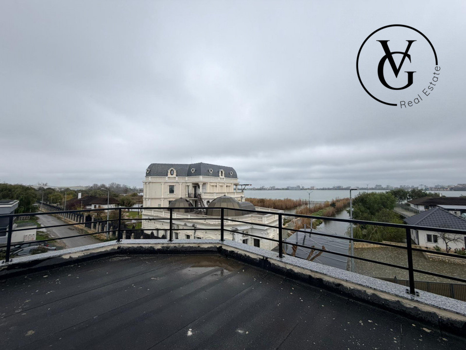 Vila  individuală  - vedere la lac - Constanța, Palazu Mare 