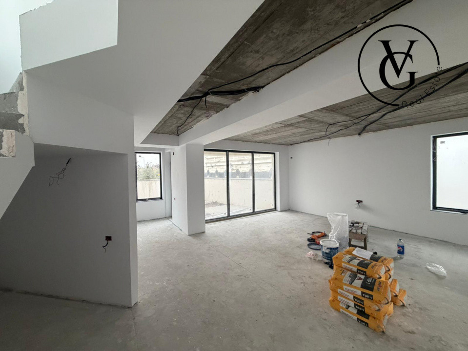 Vila noua  | vedere la lac | Constanța, Palazu Mare 