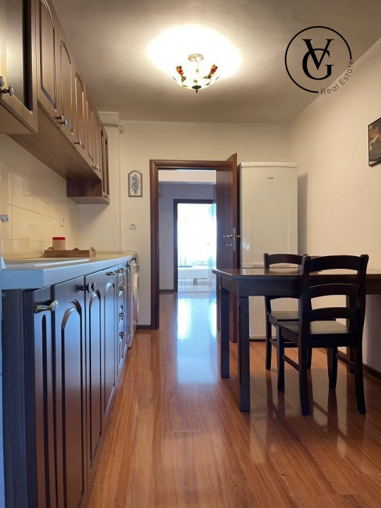 Apartament de închiriat – 3 camere decomandat – Zona Inel 2, Parcare privata 