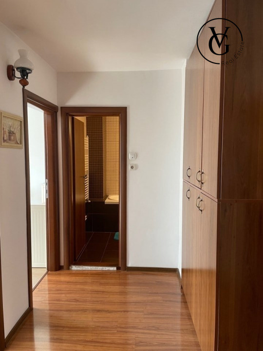 Apartament de închiriat – 3 camere decomandat – Zona Inel 2, Parcare privata 