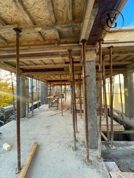 Vila YIN P+2: 251 mp construiți și curte, zona centrală a Constanței