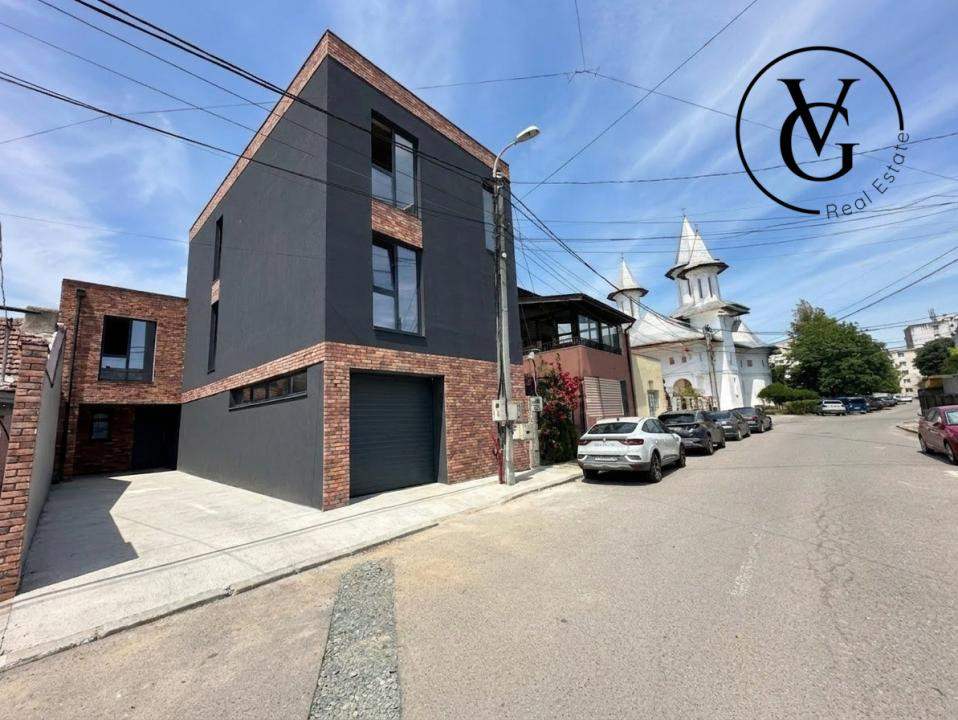 Vila YIN P+2: 251 mp construiți și curte, zona centrală a Constanței