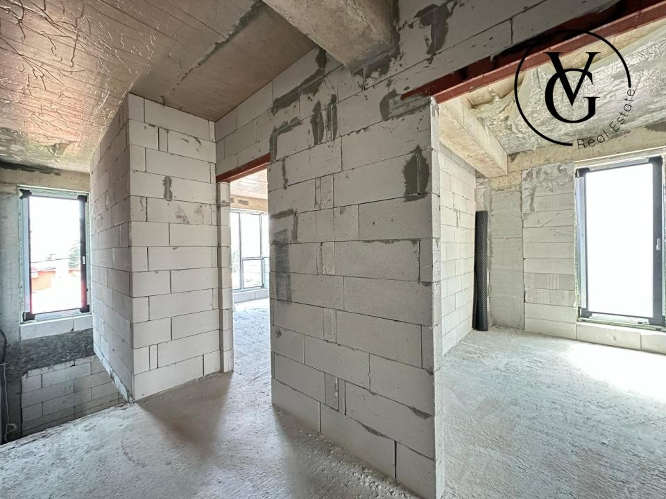 Vila YIN P+2: 251 mp construiți și curte, zona centrală a Constanței