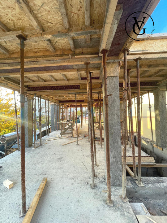 Vila YANG P+1: 189 mp construiți, curte, zona centrală a Constanței