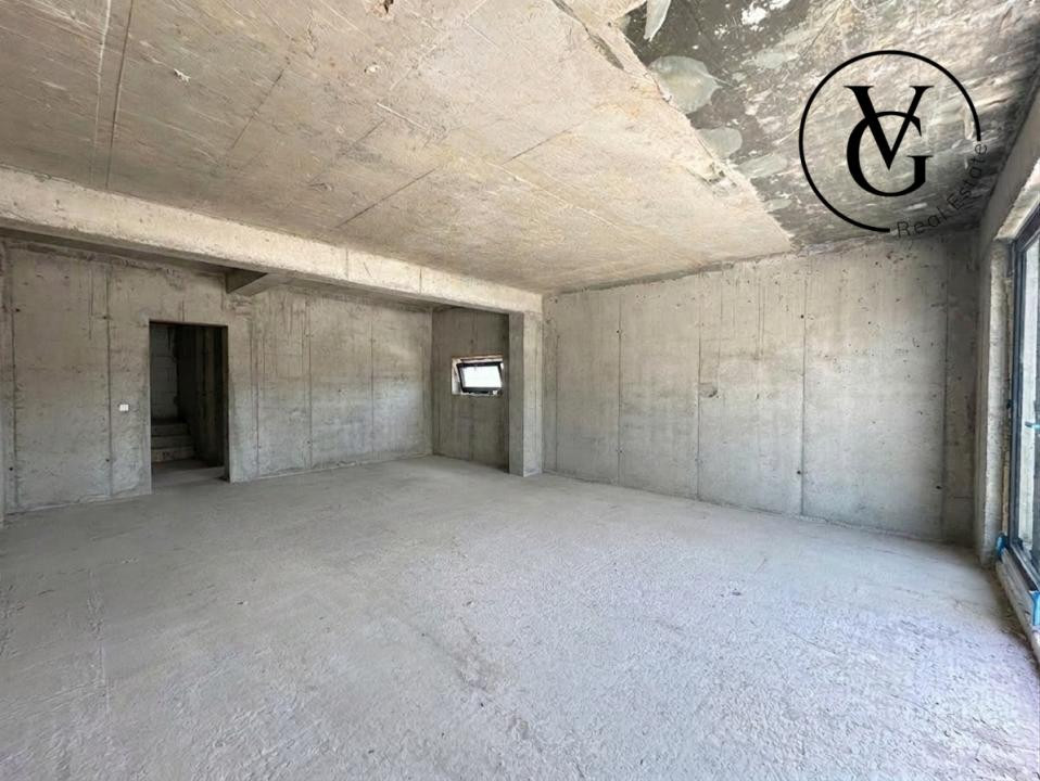 Vila YANG P+1: 189 mp construiți, curte, zona centrală a Constanței