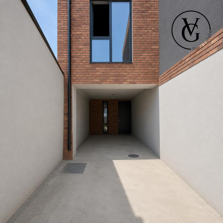 Vila YANG P+1: 189 mp construiți | curte | zona INEL 2