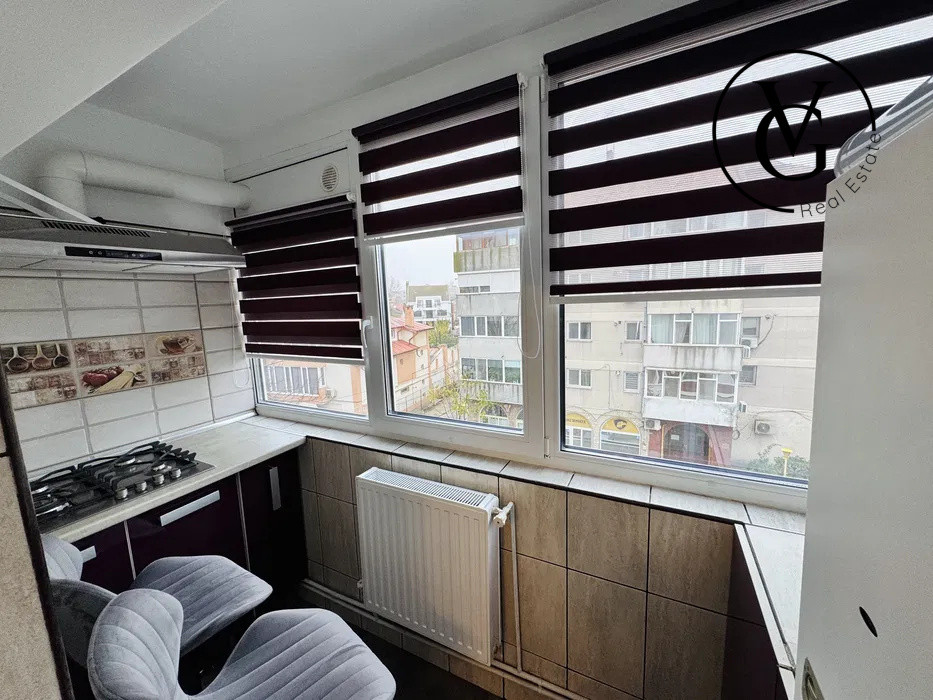 Apartament de închiriat – 3 camere- Delfinariu 