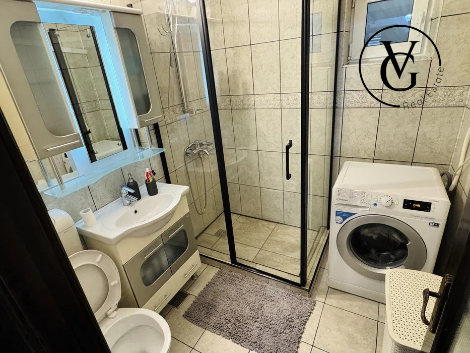 Apartament de închiriat – 3 camere- Delfinariu 