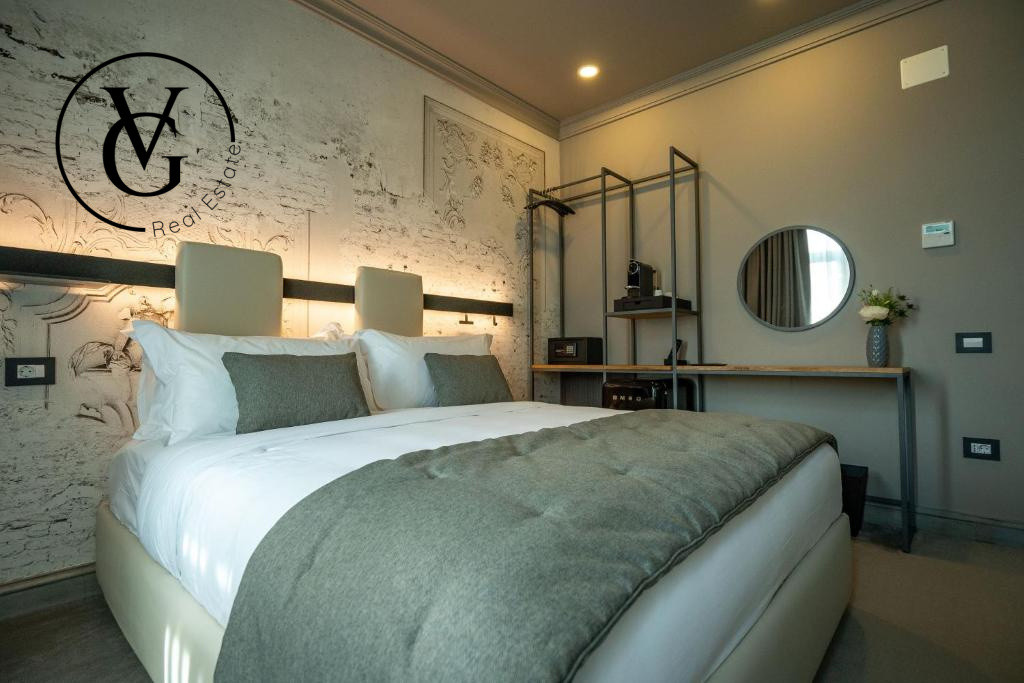 BOUTIQUE HOTEL DE LUX – OPORTUNITATE UNICA IN CENTRUL CONSTANTEI