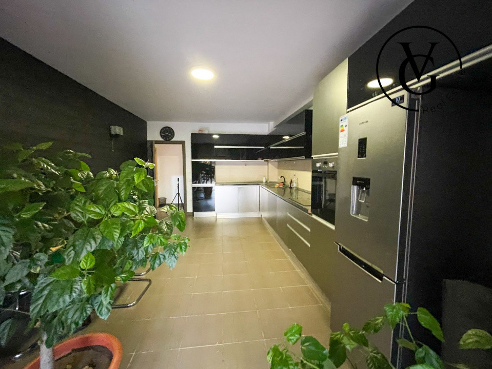 Vila 8 camere | Teren 350 Mp | Colentina 