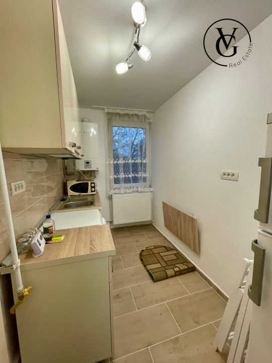 Apartament 2 camere + centrala proprie - Zona Ultracentral