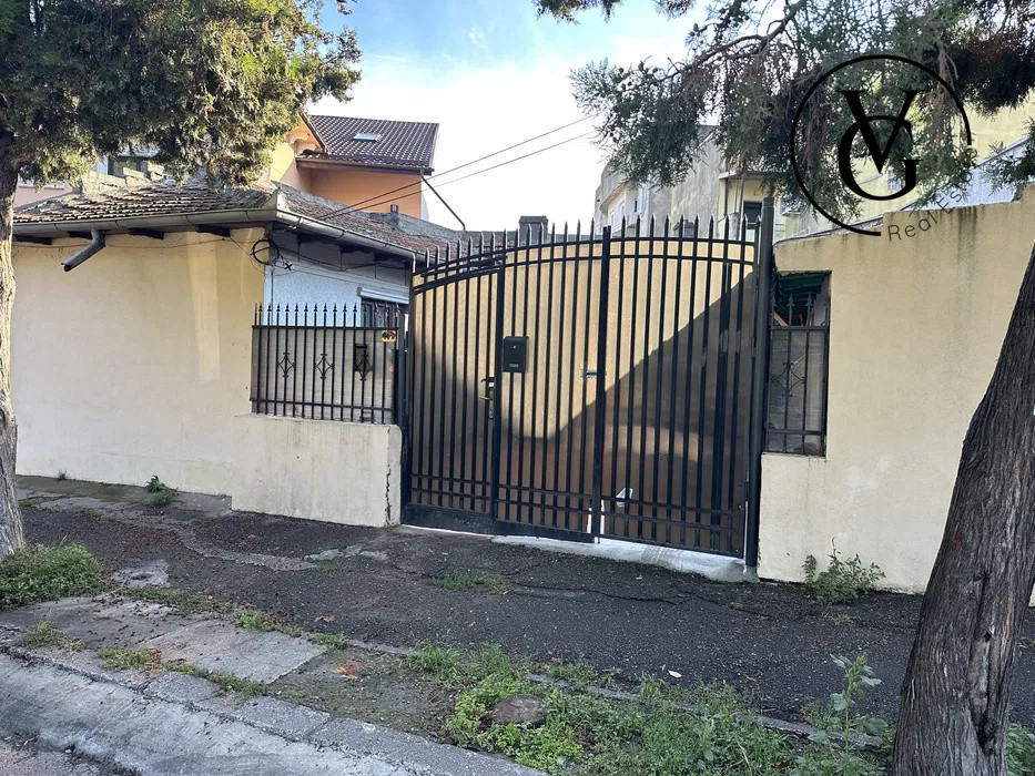 Casa la sol Stadionul Farul