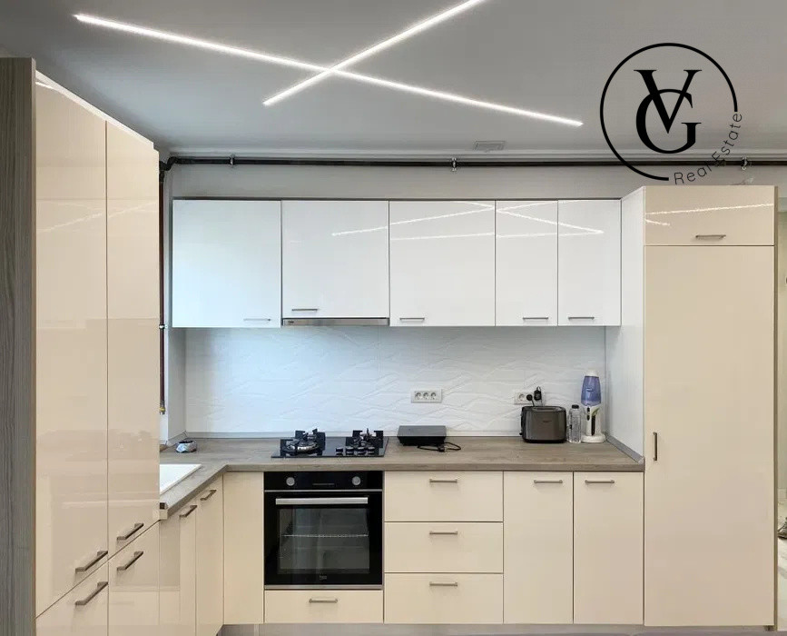 Apartament 2 camere Mamaia Sat cu piscina si vedere lac