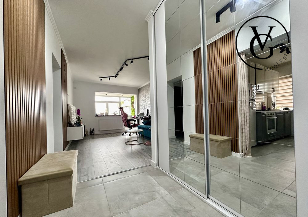 Aprtament doua camere de vânzare, zona Gară/Far