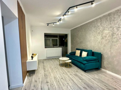 Aprtament doua camere de vânzare, zona Gară/Far