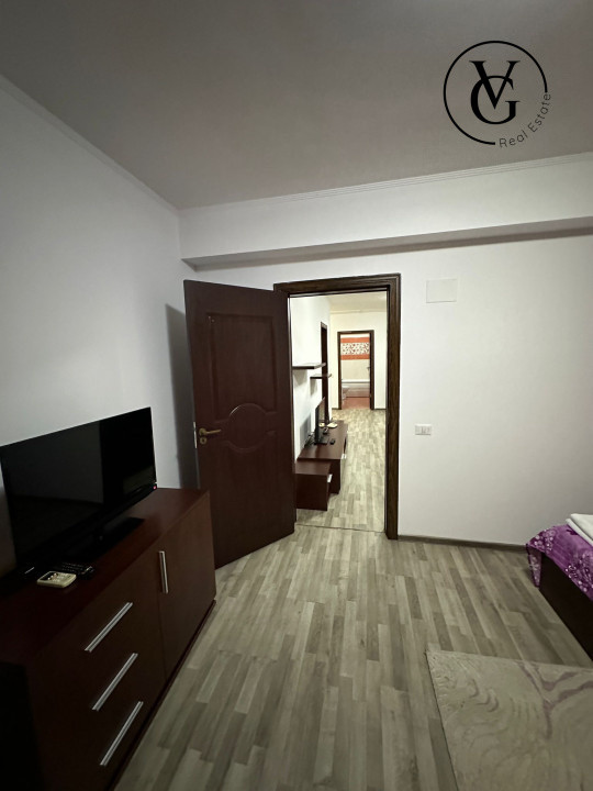 Apartament 3 camere - Pța. Balada - utilități incluse în preț 
