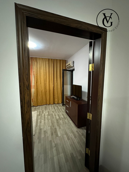 Apartament 3 camere - Pța. Balada - utilități incluse în preț 
