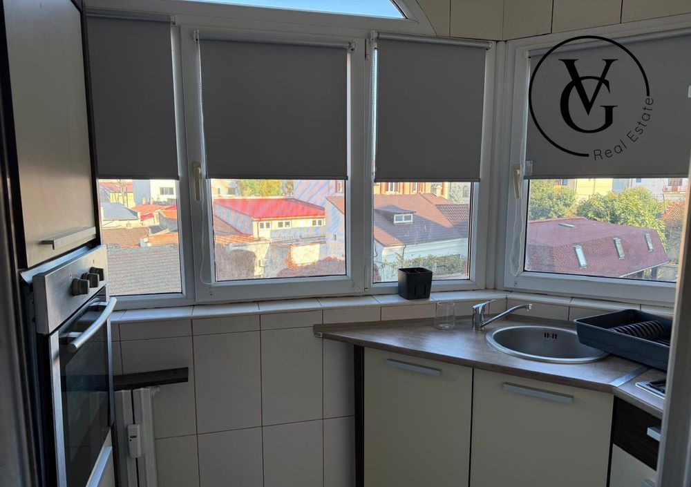 De închiriat – Apartament 2 camere, zona Trocadero