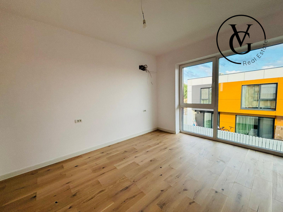 Apartament tip duplex de 4 camere cu gradina - Zona Pipera