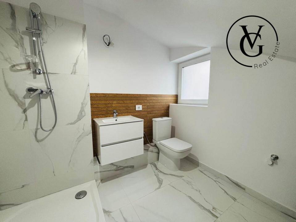 Apartament de 4 camere in Pipera - Gradina de 38 mp 