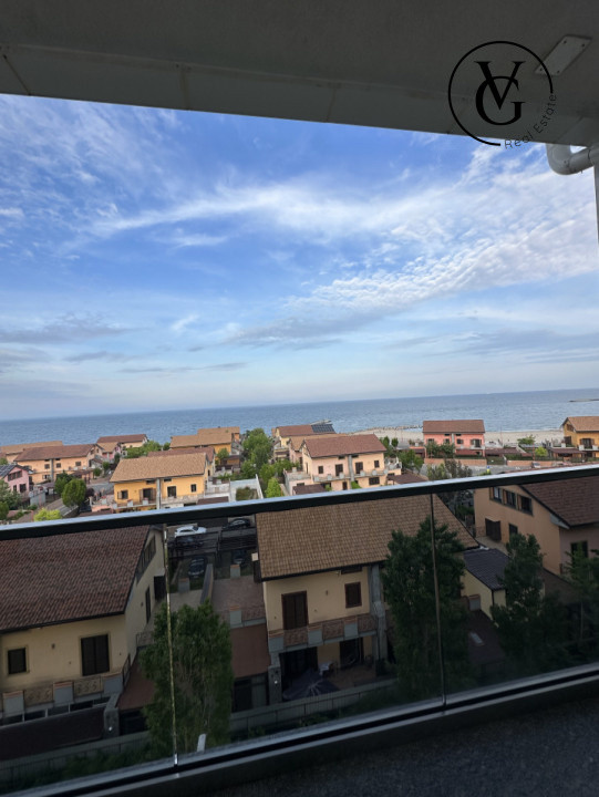 Apartament lux 4 camere - vedere la mare -Faleza Nord 
