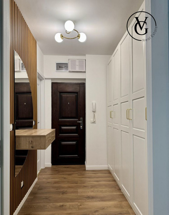 Studio | Metrou Dristor