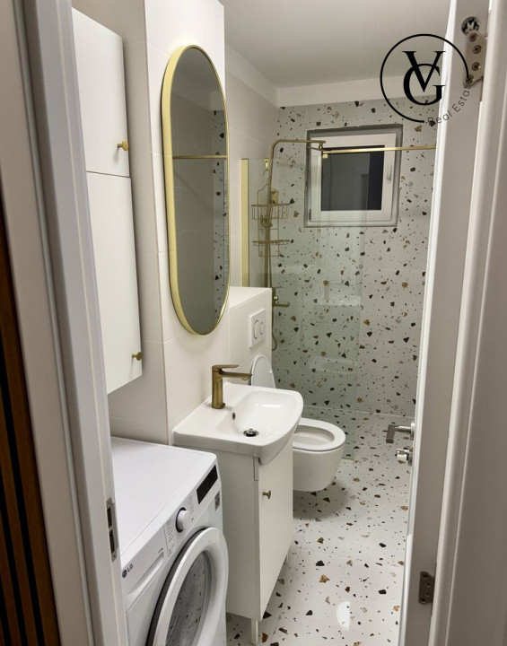 Studio | Metrou Dristor