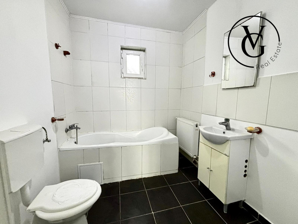 Casa la sol, 3 camere - 160 mp - Navodari