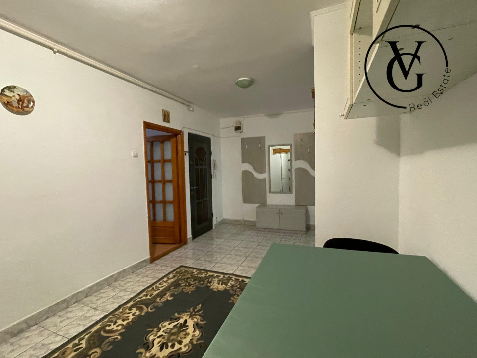 Apartament 3 camere decomandat + centrala - Navodari Oras