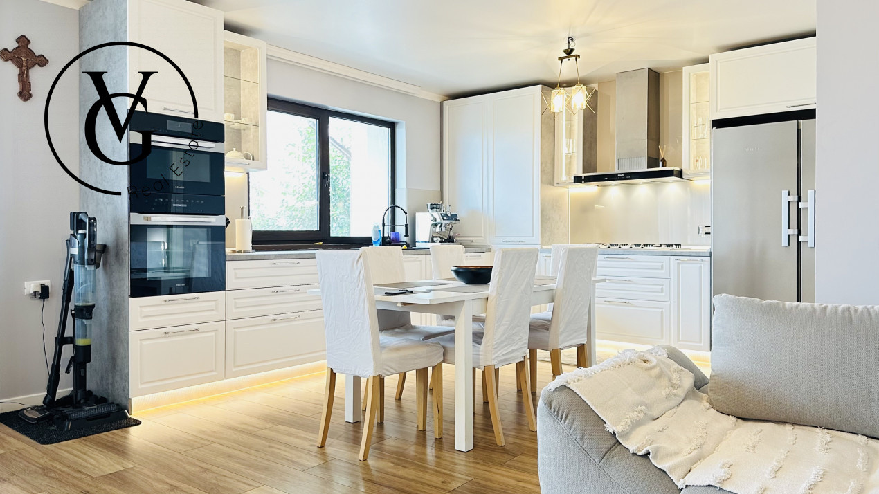 Casă spațioasă cu teren generos | 5 camere | Ovidiu – zonă liniștită