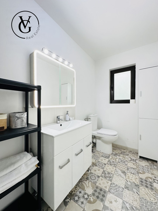 Casă spațioasă cu teren generos | 5 camere | Ovidiu – zonă liniștită