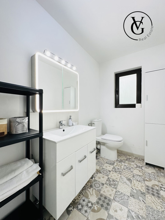 Casă spațioasă cu teren generos | 5 camere | Ovidiu – zonă liniștită