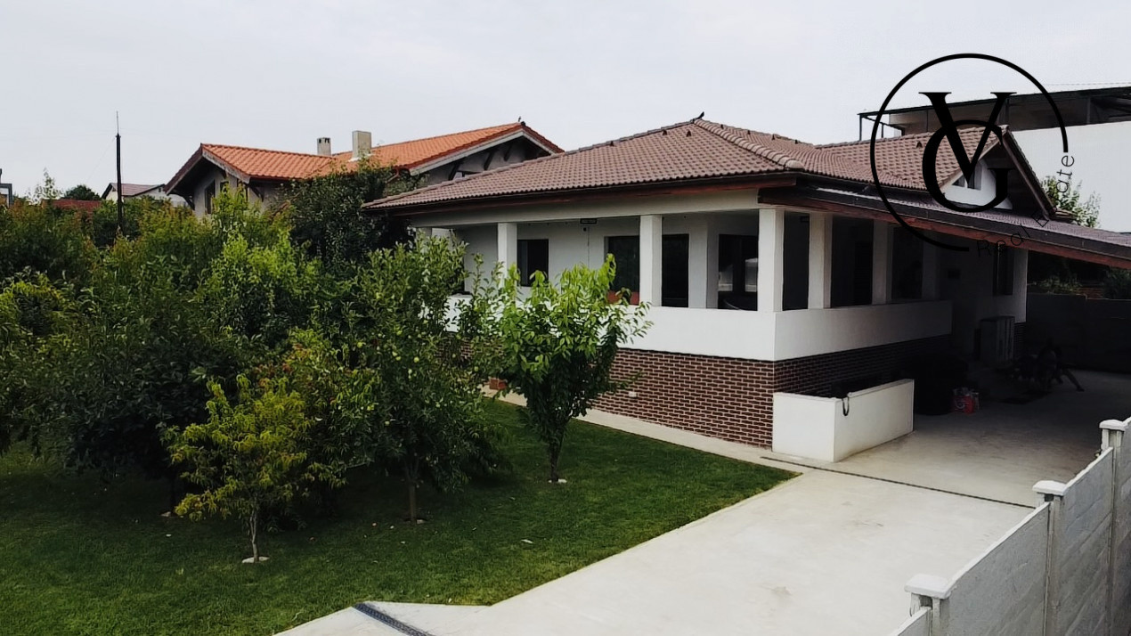 Casă spațioasă cu teren generos | 5 camere | Ovidiu – zonă liniștită