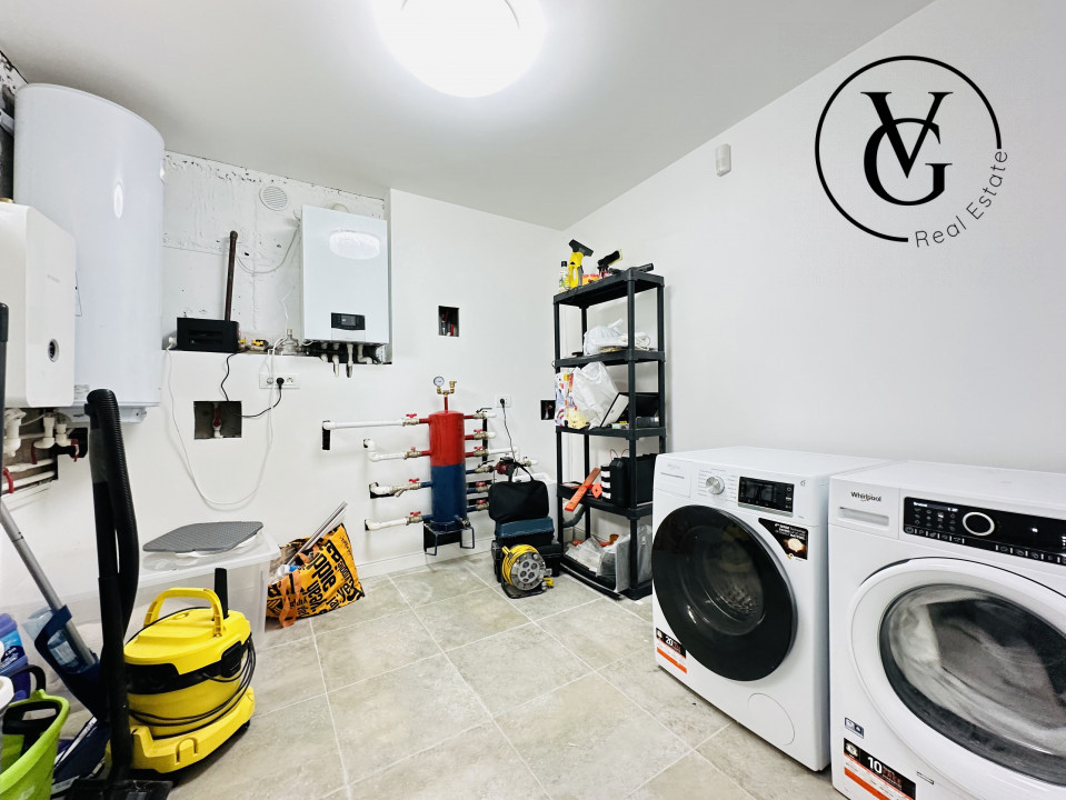 Casă spațioasă cu teren generos | 5 camere | Ovidiu – zonă liniștită