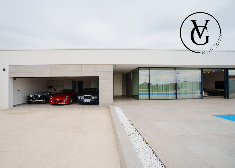 Proprietate exclusivistă în Izvorani | Design minimalist 